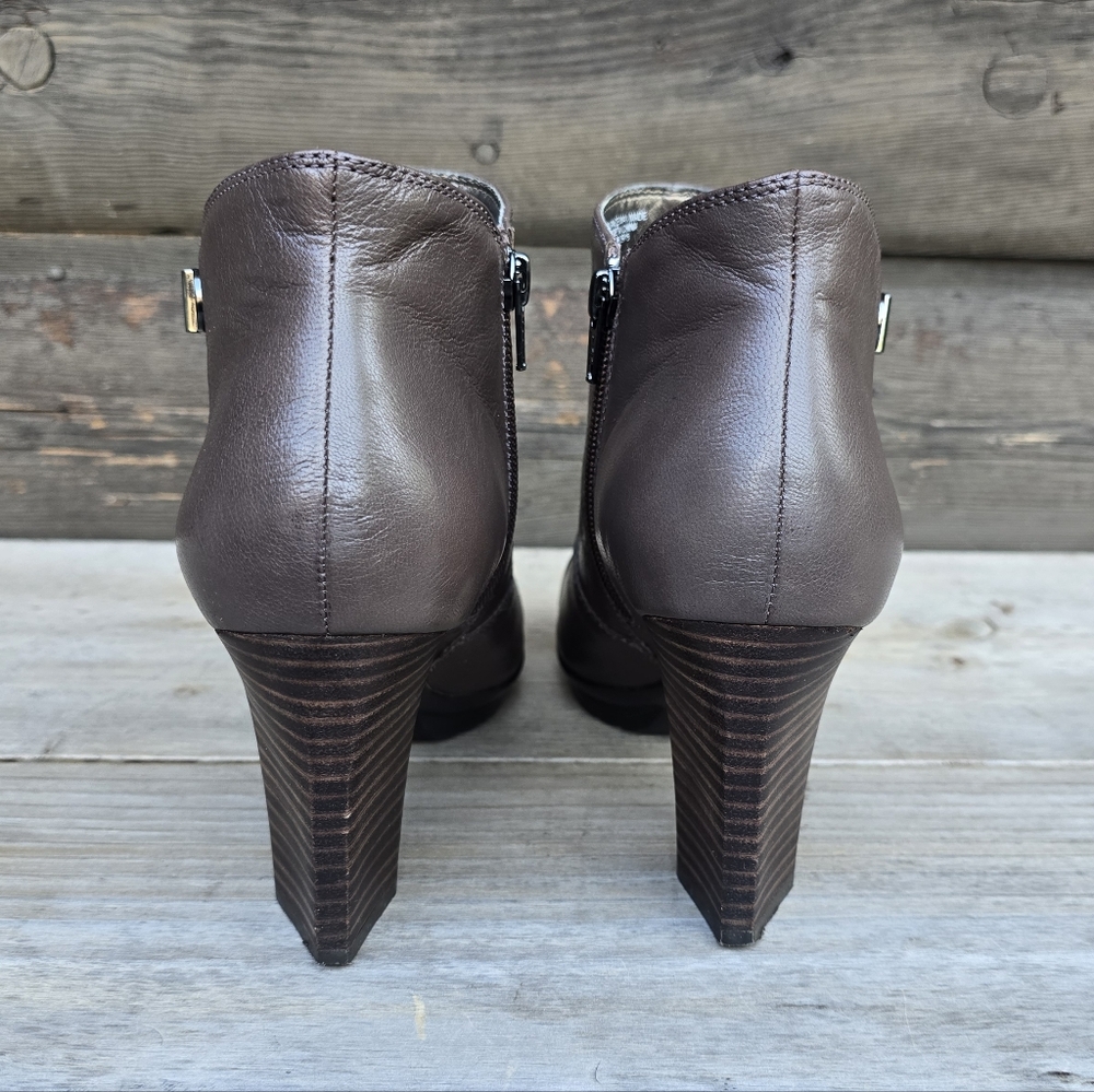 Easy Spirit Kassandra Modern Western Minimalist Antigravity Comfort Bootie 9W - Picture 10 of 16